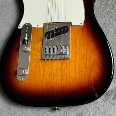 Fender Standard Telecaster MIM 2018 – 3-Color Sunburst – Maple Neck image 9