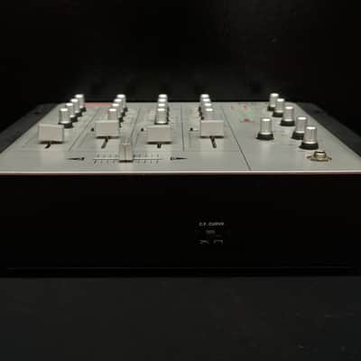 Vestax VMC-004 Four Channel DJ Mixing Controller image 5