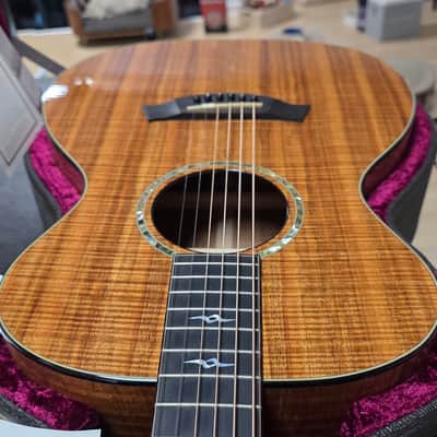 Taylor K-22 PRESENTATION 1998 TIME CAPSULE CASE QUEEN 00 Grand Concert American USA Custom Shop Masterbuilt AAAAA FLAME KOA Master Built K22 Acoustic Guitar Presentation Series 1 of 1 RARE Presentation Series image 6