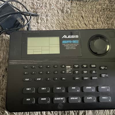 Alesis SR-16 Drum Machine