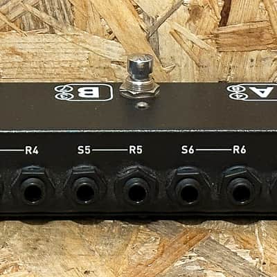 Pre Owned Moen GEC8 JR Guitar Pedal FX Switcher image 2