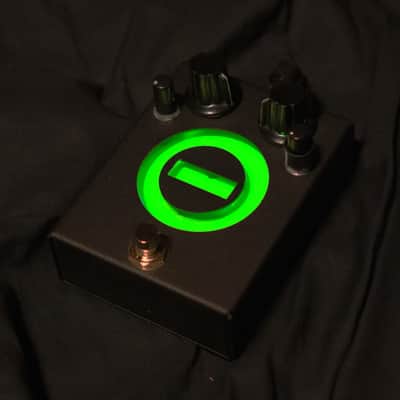 Jessup Amps Kenny Hickey Signature Chorus Pedal Glow in the Dark image 1