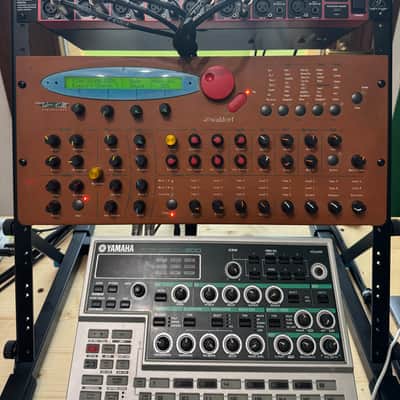 Waldorf Microwave XT Rackmount Wavetable Synthesizer 1998 - Orange