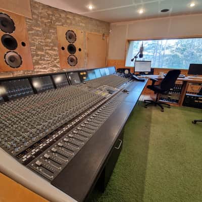 Solid State Logic Duality 48 Channel mixing console image 8