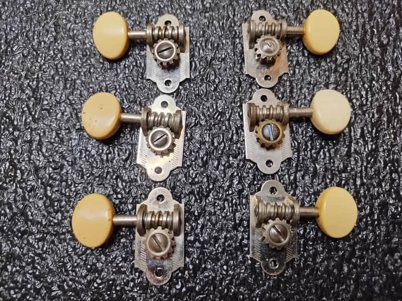 Vintage 1950's Waverly Guitar Tuners - Full Set - Plastic Buttons image 1