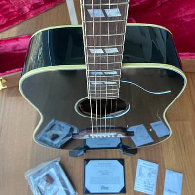 2025 Gibson Elvis Presley Signature Dove image 4