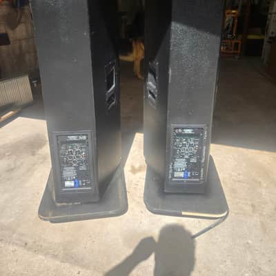 Pair of QSC KW153 3-Way 1000-Watt 15" Active Loudspeaker 2010s - Black image 6