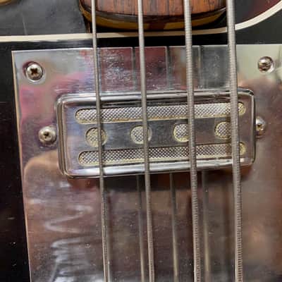 Vintage 1960s WEM Sapphire 2-Pickup Left Handed Sunburst Electric Bass Guitar image 4