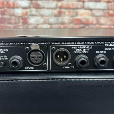 dbx 1066 Dual-Channel Compressor / Limiter / Gate 2010s - Black image 11