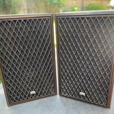 Sansui SP X6700 speakers in fair condition - 1970's image 1