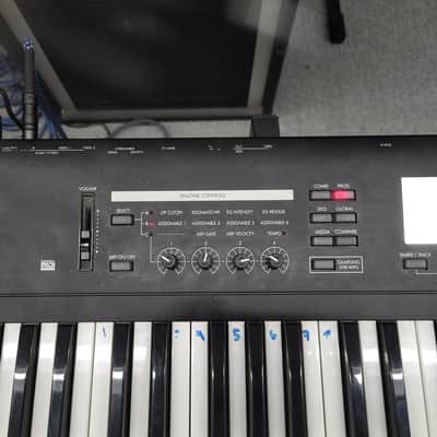 Korg Triton TR 76-Key Workstation with SKB Case - Black image 7