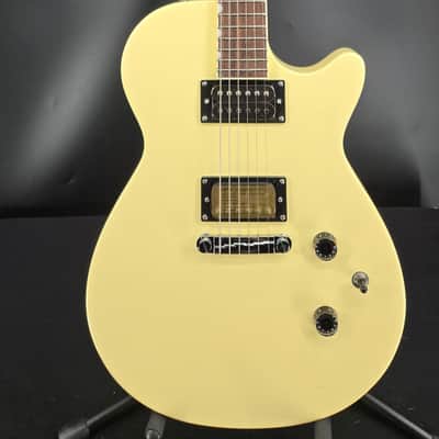 Gretsch Streamliner™ Jet™ Club, Laurel Fingerboard, Aged White image 2