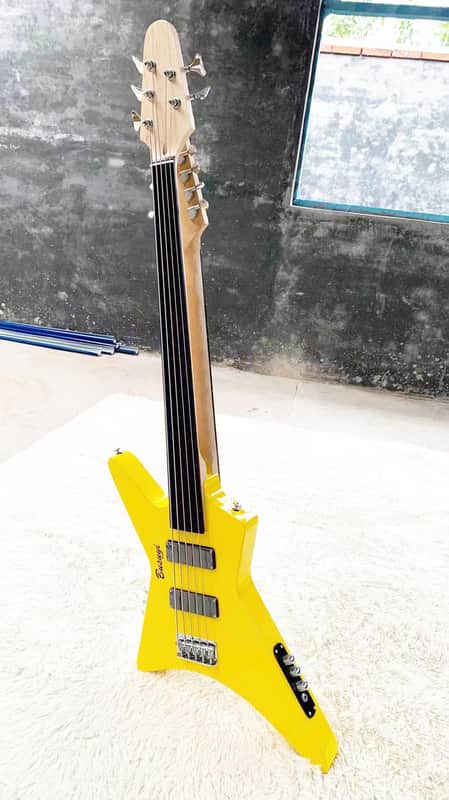 7 String Guitar/ 5 String Fretless Bass Busuyi Double- Sided Guitar image 1