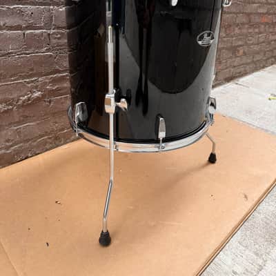 Pearl Roadshow 16" Floor Tom Black w/ Legs & Chrome Hardware - Brand New image 3