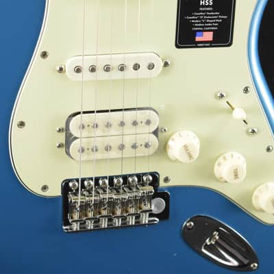 Fender American Professional Classic Stratocaster HSS Faded Lake Placid Blue Maple Fingerboard image 3