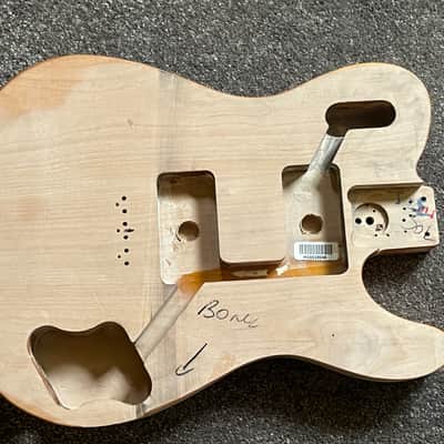 Fende Telecaster Deluxe MIM '72 guitar body - unfinished image 1