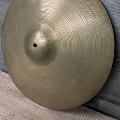 Vintage Zildjian Avedis Crash Cymbal 18” 1970s Cymbal 1399g #2668 image 3