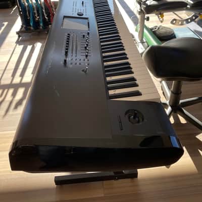 Korg Kronos X 88 music workstation  2014 Black image 8