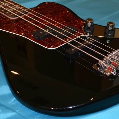 Squier  Vintage Modified Jaguar Bass  Black image 3