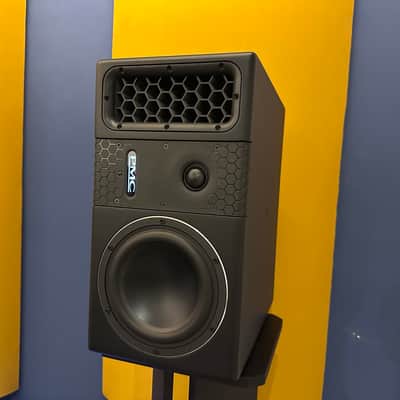 PMC 6 studio monitors image 3