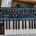 Novation Bass Station II 25-Key Monophonic Synthesizer 2013 - Present - Black