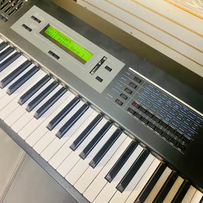 KORG SG PRO X WEIGHTED 88 KEY STAGE PIANO/ CONTROLLER W/ STAND (USED) image 2
