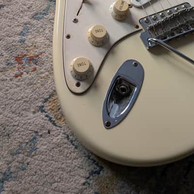 Fender Jimi Hendrix Artist Series Tribute Stratocaster 1997 USA Olympic White image 2