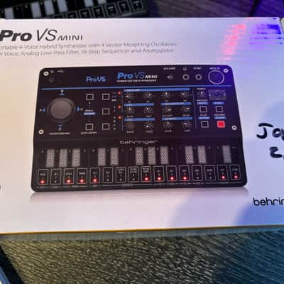 Behringer Pro VS Mini 4-Voice Hybrid Vector Synthesizer 2023 - Present - Black image 3