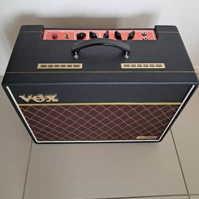 Vox AC10HWR1 Hand-Wired 10-Watt 1x12" Guitar Combo 2025 - Present - Black image 2