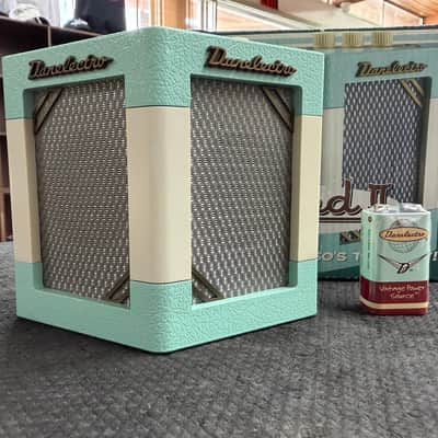 Danelectro DH-2 Hodad II Mini Amp 2010s - Green/Cream image 4