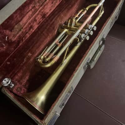 Getzen Super Deluxe Bb Trumpet (1957) SN 78838 (100% lacquer - gold tint)(professional) image 13