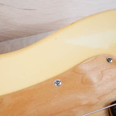 Fender Bronco 1975 Olympic White USA Vintage Offset w/ Bag image 9