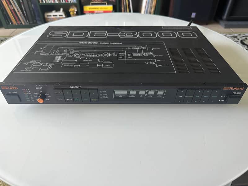 Roland SDE-3000 Digital Delay 1983 - 1994 Black image 1