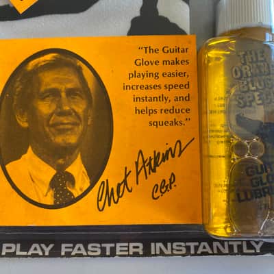 RARE Chet Atkins Guitar Glove with Orange Blossom Special Lubricant! NOS image 3