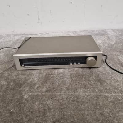 Technics ST-8011L Tuner - Analog Precision - Very Good w/ Original Box & Power Cable image 6