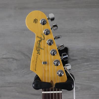 Fender American Professional II Stratocaster Left-Handed with Rosewood Fretboard 3 Color Sunburst image 8