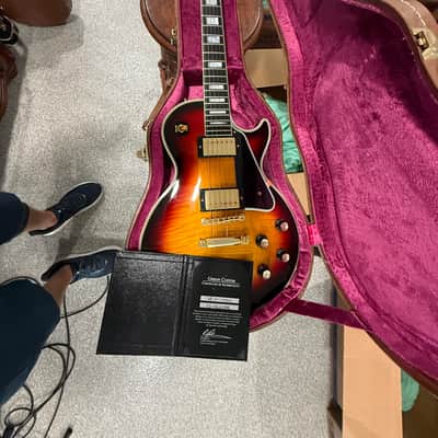 Gibson Les Paul 1968 Reissue 2000 Triburst image 2
