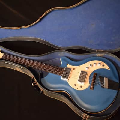 Supro Tremolectric 1964 - Wedgwood Blue image 17