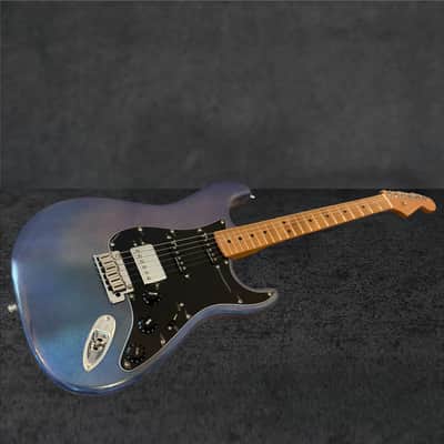 Fender Limited Edition 70th Anniversary Ultra Stratocaster HSS – Amethyst image 4