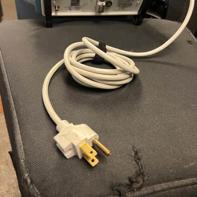 Tektronix 2335 100 MHz Oscilloscope (No Probes) image 6