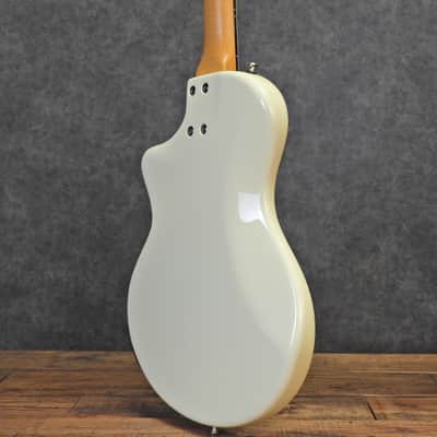 Duesenberg Julietta New From Authorized Dealer 2024 - Vintage White image 3