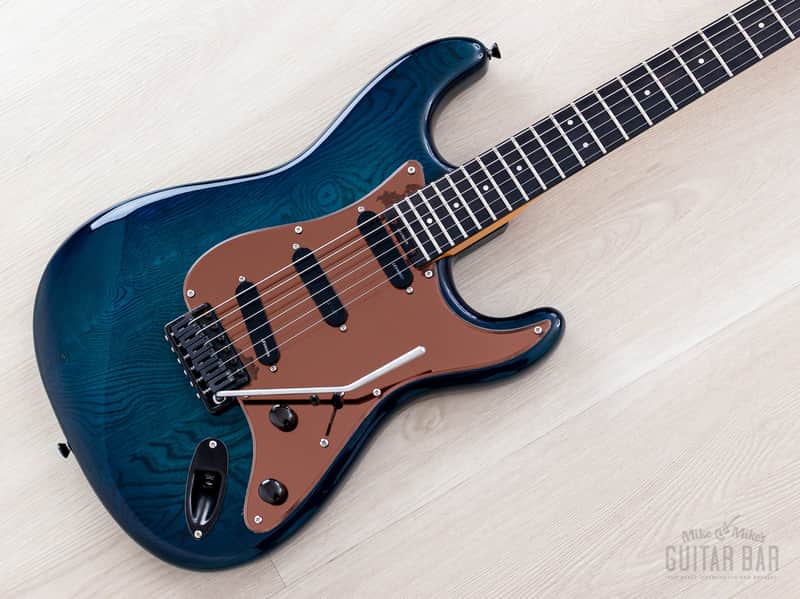 美品！ Blade Limited LEVINSON 1990 Levinson Blade R4 Vintage S-Style Electric Guitar Ocean Blue