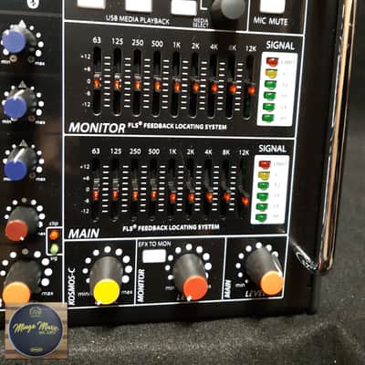 Peavey XR-S powered mixer. 2x 500 watt amplifiers, 8x XLR inputs, 2x graphic EQs image 3