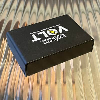 Ernie Ball Volt Power Supply 2021 - Black image 6