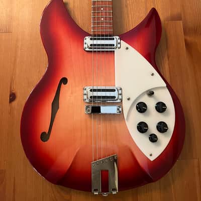 Rickenbacker Model 1997 Made 1998 - Fireglo