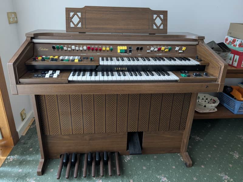Yamaha Electone C-35N mid 1980s - Wood image 1