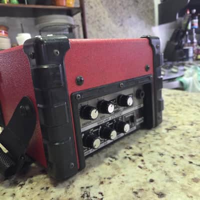 Roland Micro Cube 2-Watt 1x5" Guitar Combo 2004 - 2014 - Red image 4