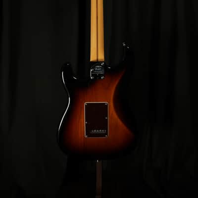Fender American Professional II Stratocaster with Rosewood Fretboard 2020 - Present - 3-Color Sunburst image 9