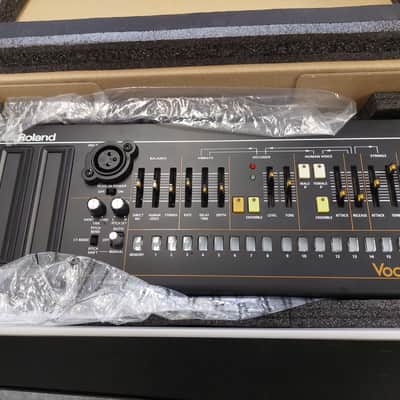 Roland VP-03 Boutique Series Vocoder Plus Synthesizer Module 2016 - Present - Black image 3