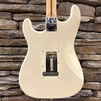 Fender American Standard Stratocaster with Rosewood Fretboard 2008 - Olympic White w/ OHSC image 6